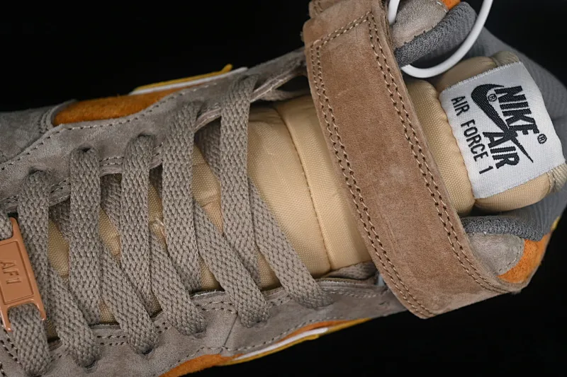All categories Nk Air Force 1 Air Force series Nk Air Force 1 Mid Air Force mid-top Nk Air Force 1'07 Mid brown Air Force One mid-top casual sneakers CG9908-105